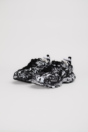 Кроссовки tracr2 белые надписи черная кожа 042107