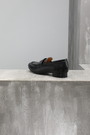 Туфли серебряное лого черная кожа 023683