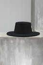 Шляпа лого белый черный текстиль 023740