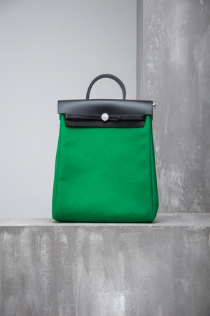 Сумка прямокутна рюкзак зелений текстиль 025445