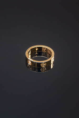 Кольцо камни золотое 026379