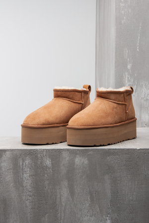 Ugg короткие беж замш 032353