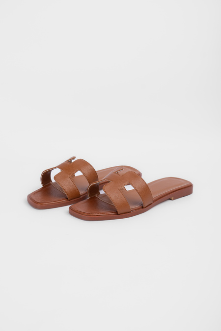 Шльопанці коричнева шкіра 035436