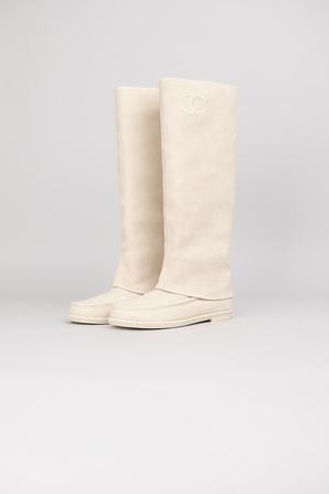 Сапоги молочный замш 037600