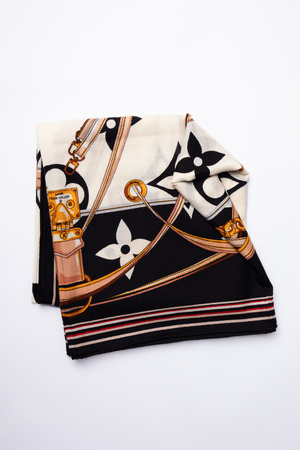 Палантин малюнок чорний 037850