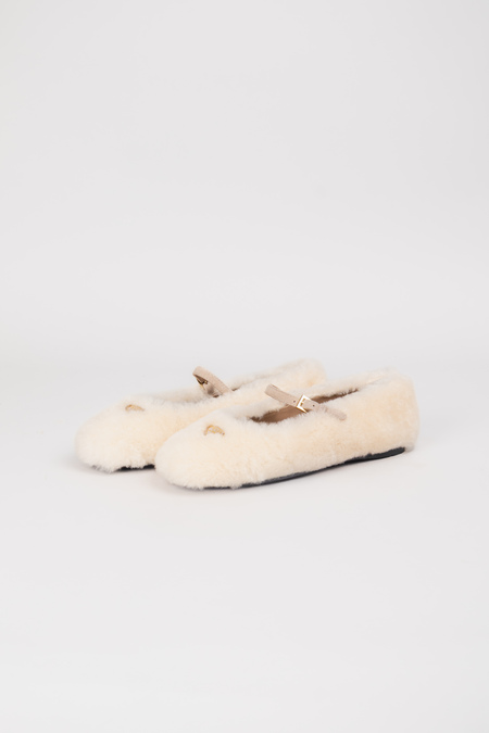 Балетки лого черный молочный мех 037962