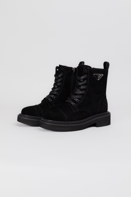 Ботинки золотое лого шнуровка черный замш 037975