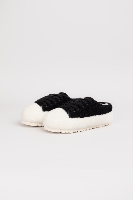 Ugg кросівки низькі чорне хутро 038137