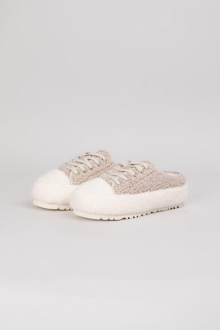 Ugg кроссовки низкие бежевый мех 038138