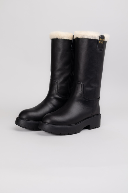 Чоботи біле хутро чорна шкіра 038280