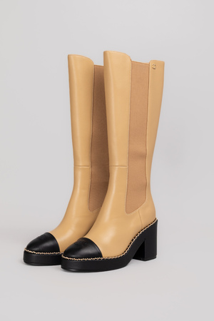 Сапоги черная подошва бежевая кожа 038362