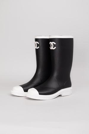 Чоботи біла підошва чорний поліуретан 038365