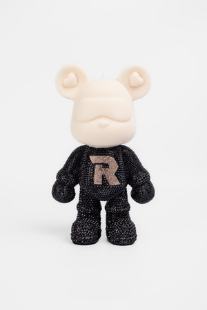 Свічка чорне каміння золота літера r 039132