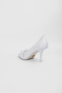 Туфлі бантик біла шкіра 040009