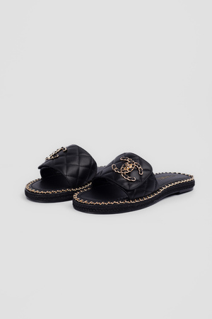 Шльопанці золоте лого чорна шкіра 040080