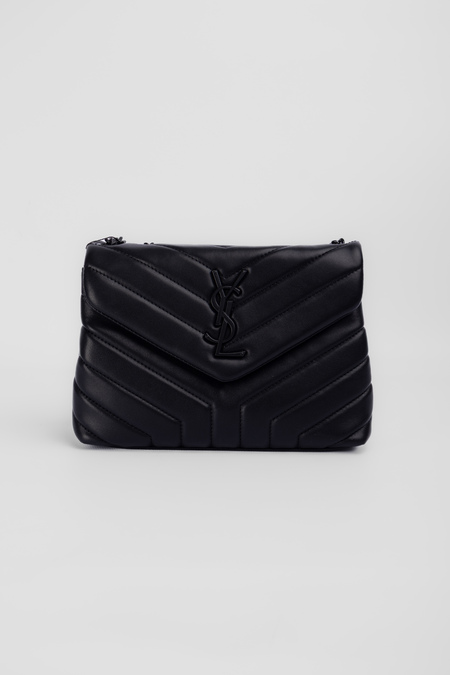 Сумка 23 см чорне лого чорна шкіра 040130